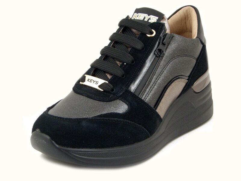 Sneakers Donna in Camoscio e Eco Pelle Nero, Zeppa Media 6 cm, Plantare Estraibile, KEYS - K8327 Sneakers Donna in Camoscio e Eco Pelle Nero, Zeppa Media 6 cm, Plantare Estraibile, KEYS - K8327