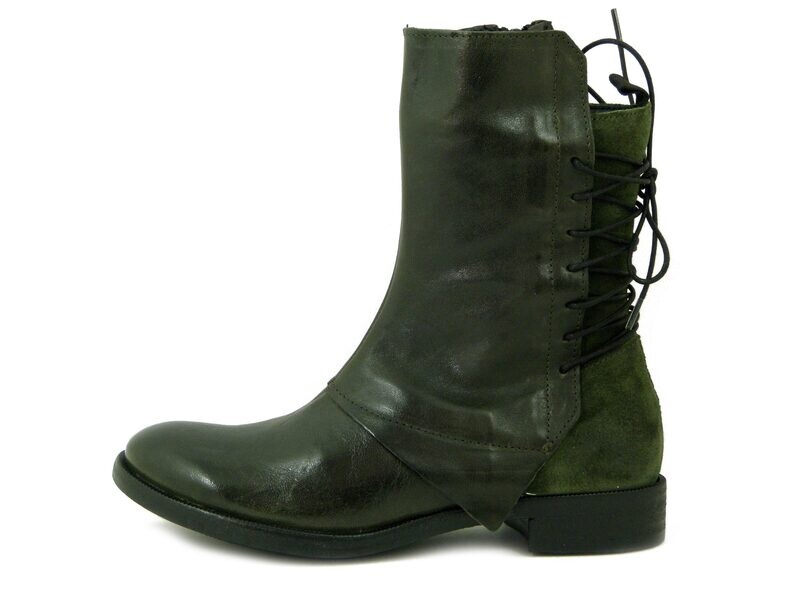 Stivaletti Donna in Pelle Verde Scuro, Tacco Basso, Osvaldo Pericoli - LONDRA41 Stivaletti Donna in Pelle Verde Scuro, Tacco Basso, Osvaldo Pericoli - LONDRA41