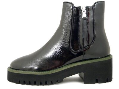 Stivaletti Donna in Pelle Lucida Nero, Tacco Medio 6 cm e Plateau, PREGUNTA - 2324001 Stivaletti Donna in Pelle Lucida Nero, Tacco Medio 6 cm e Plateau, PREGUNTA - 2324001