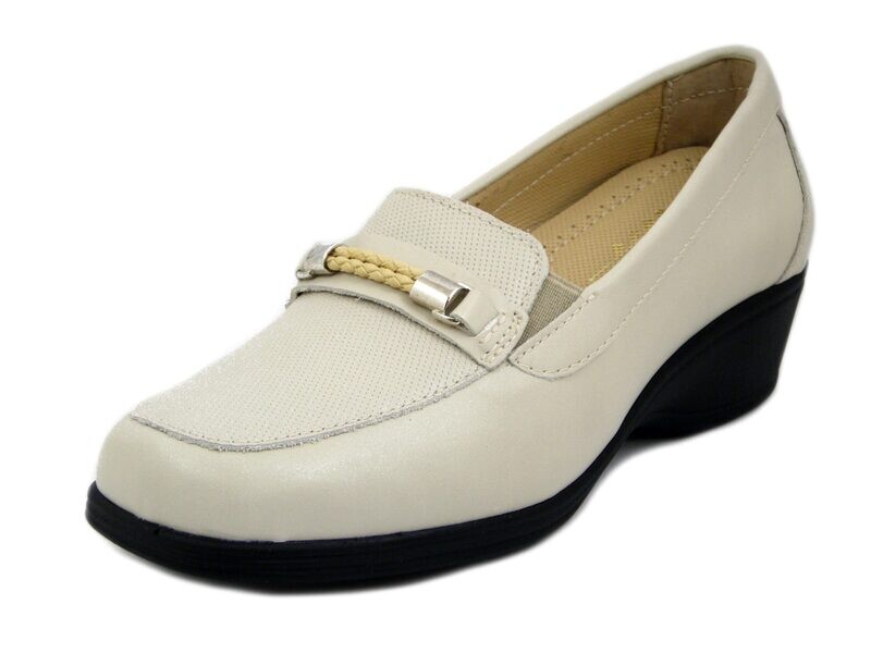 Mocassini Donna in Pelle Beige, Zeppa Bassa, Sottopiede Estraibile, STILEDIVITA - 9143 Mocassini Donna in Pelle Beige, Zeppa Bassa, Sottopiede Estraibile, STILEDIVITA - 9143