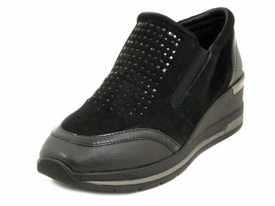 Slipon Donna in Pelle Camoscio Nero con Strass, Zeppa Media 5 cm, Sottopiede Estraibile - SILVIA561 Slipon Donna in Pelle Camoscio Nero con Strass, Zeppa Media 5 cm, Sottopiede Estraibile - SILVIA561