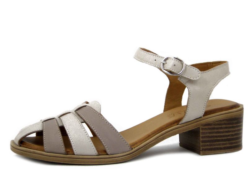 Sandali Donna in Pelle Grigio Chiaro, Tacco Basso 4 cm, CINZIA SOFT - TA632
