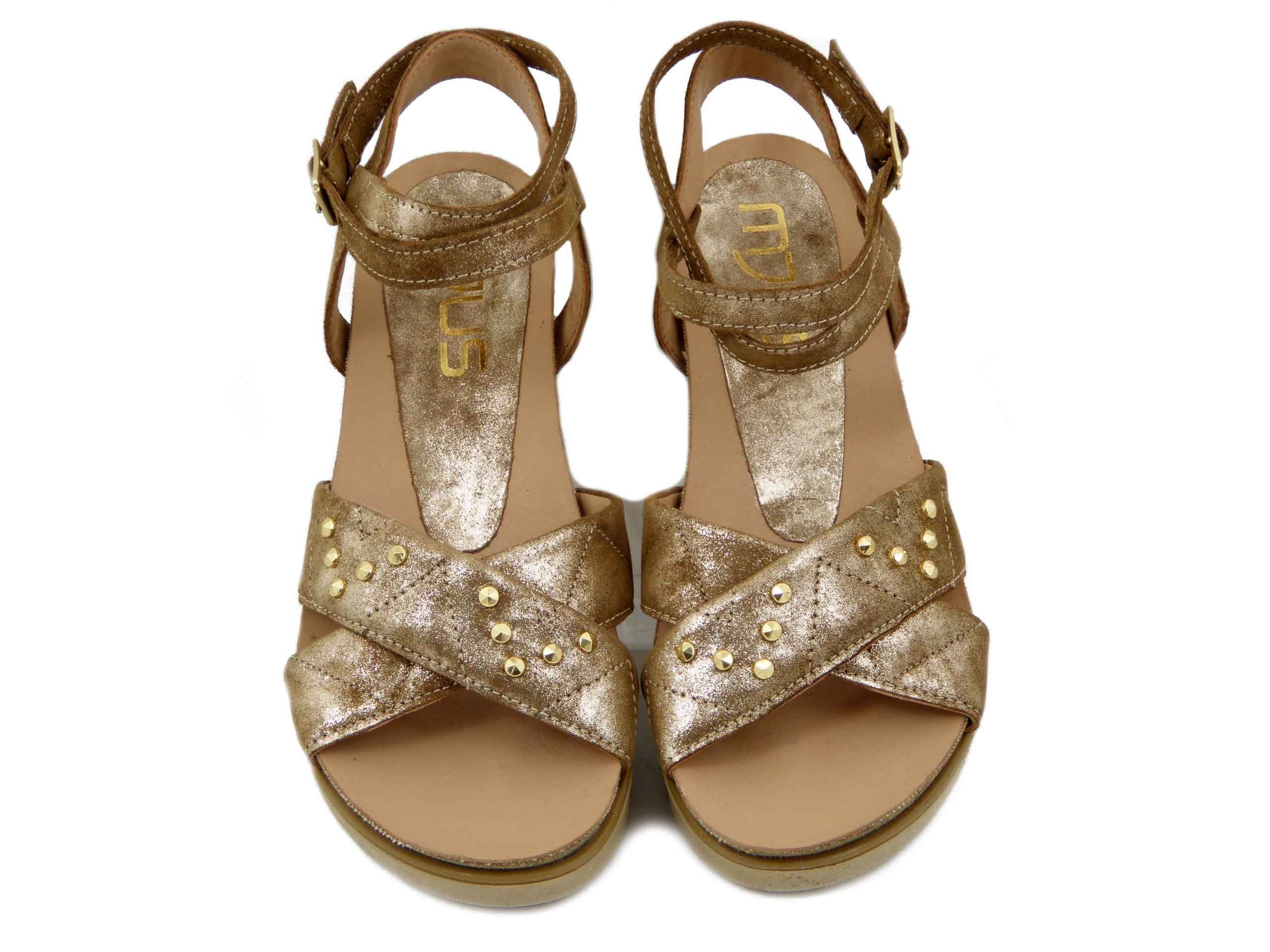 Sandali Donna in Pelle Beige con Borchie, Zeppa Media, MJUS - L16014