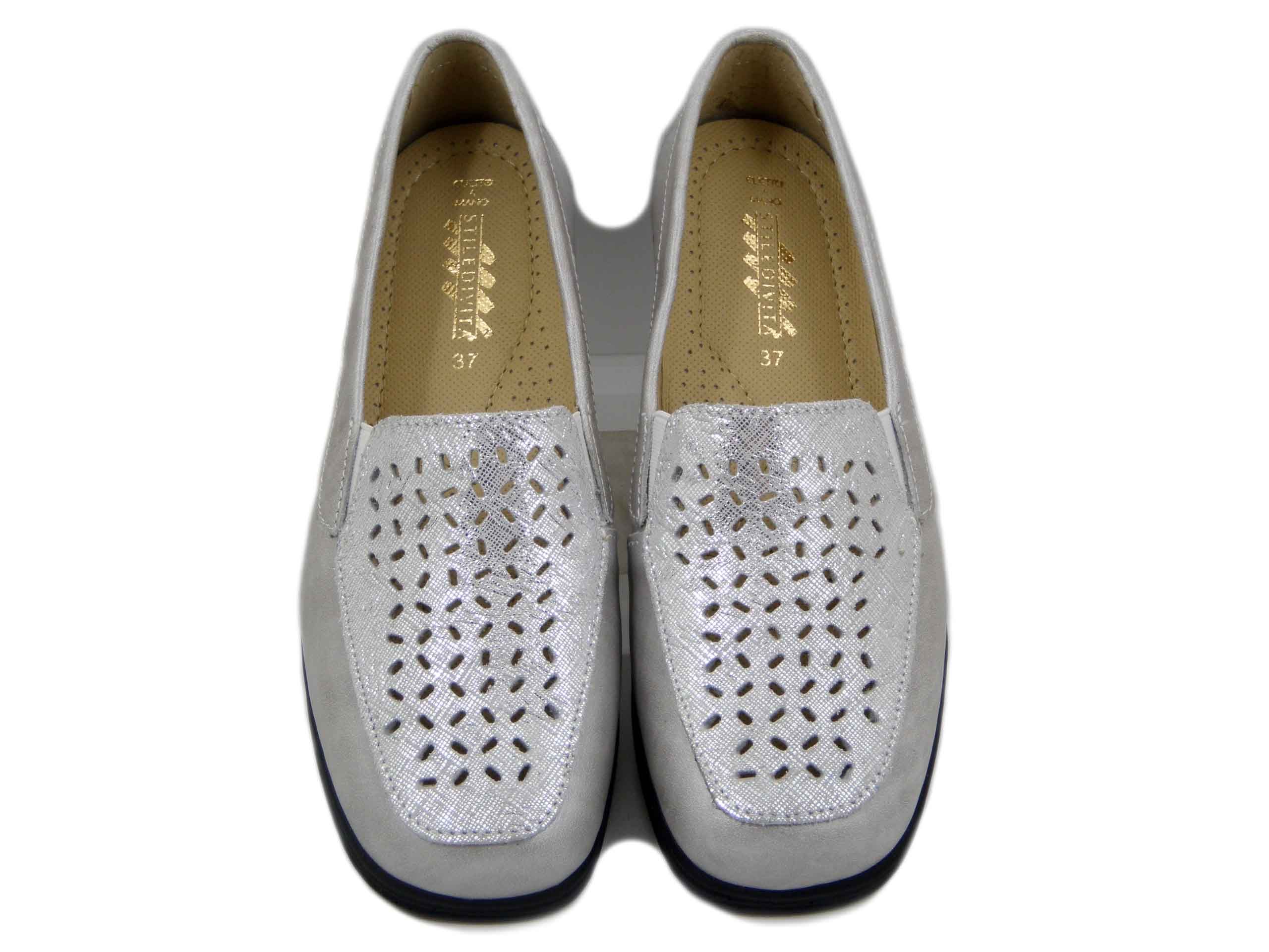 Mocassini Donna in Pelle Argento, Zeppa Bassa, Sottopiede Estraibile, STILEDIVITA - 9146