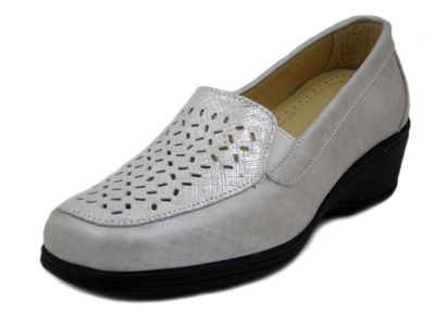 Mocassini Donna in Pelle Argento, Zeppa Bassa, Sottopiede Estraibile, STILEDIVITA - 9146