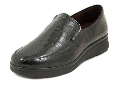 Mocassini Donna in Pelle Nappa Lucida Nero, Zeppa Bassa, Pianta Larga, Plantare Estraibile, PITILLOS - 10700