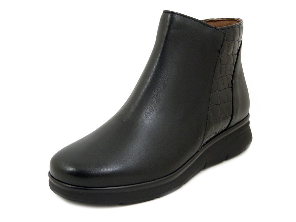 Stivaletti Donna in Pelle Nappa Nero, Zeppa Bassa 3 cm, Pianta Larga, Plantare Estraibile, PITILLOS - 10704