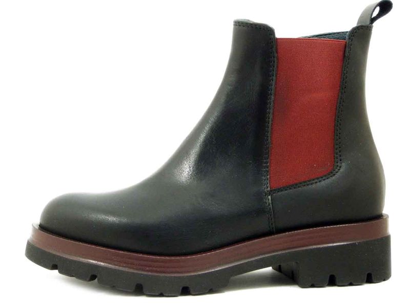 Stivaletti Donna in Pelle Nero con Elastico Bordeaux, Tacco Basso, Osvaldo Pericoli - I4RZ40A7 Stivaletti Donna in Pelle Nero con Elastico Bordeaux, Tacco Basso, Osvaldo Pericoli - I4RZ40A7