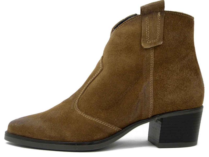 Stivaletti Donna Texani in Pelle Camoscio Marrone, Tacco Basso 4 cm, Osvaldo Pericoli - I58190 Stivaletti Donna Texani in Pelle Camoscio Marrone, Tacco Basso 4 cm, Osvaldo Pericoli - I58190