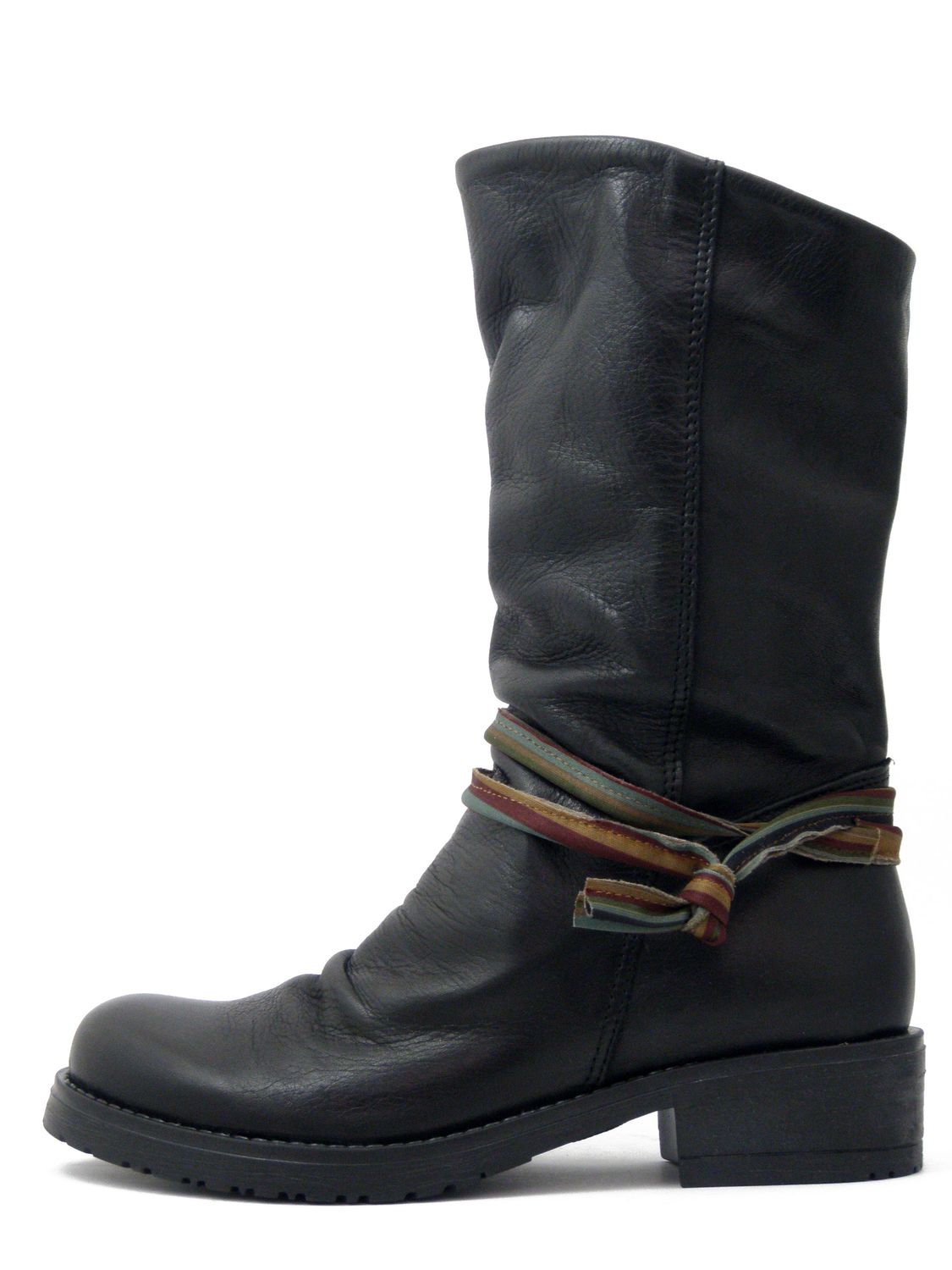 Stivaletti Donna Morbidi in Pelle Nero, Tacco Basso, Osvaldo Pericoli - ARRNE Stivaletti Donna Morbidi in Pelle Nero, Tacco Basso, Osvaldo Pericoli - ARRNE