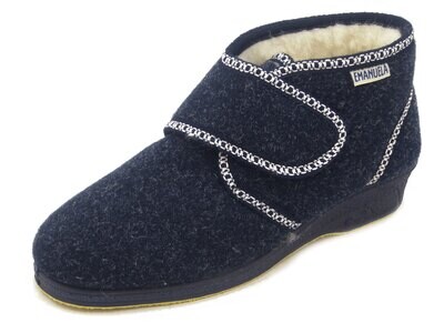 Emanuela, Pantofole Donna Stivaletto imbottito in Lana, Chiusura a Strap, Suola Antiscivolo con Zeppa Bassa, 831 Emanuela, Pantofole Donna Stivaletto imbottito in Lana, Chiusura a Strap, Suola Antiscivolo con Zeppa Bassa, 831
