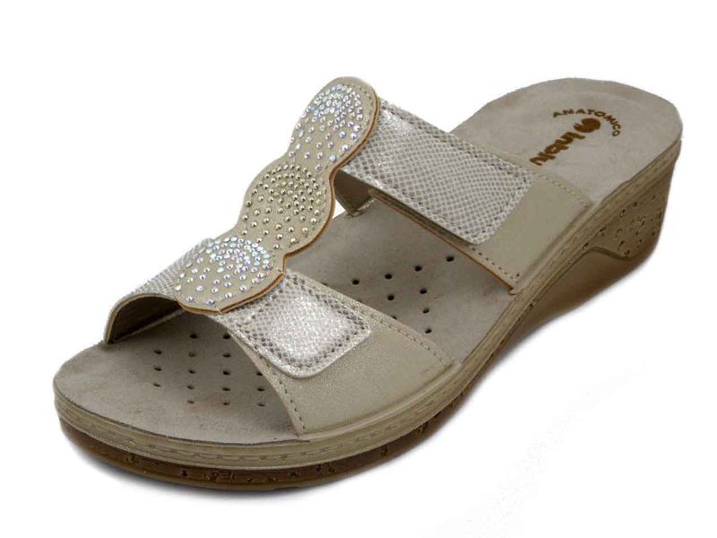 Ciabatta Donna in Eco Pelle Oro Platino con Strass, Sottopiede Vera Pelle, Zeppa Bassa 4 cm,  INBLU - PV16