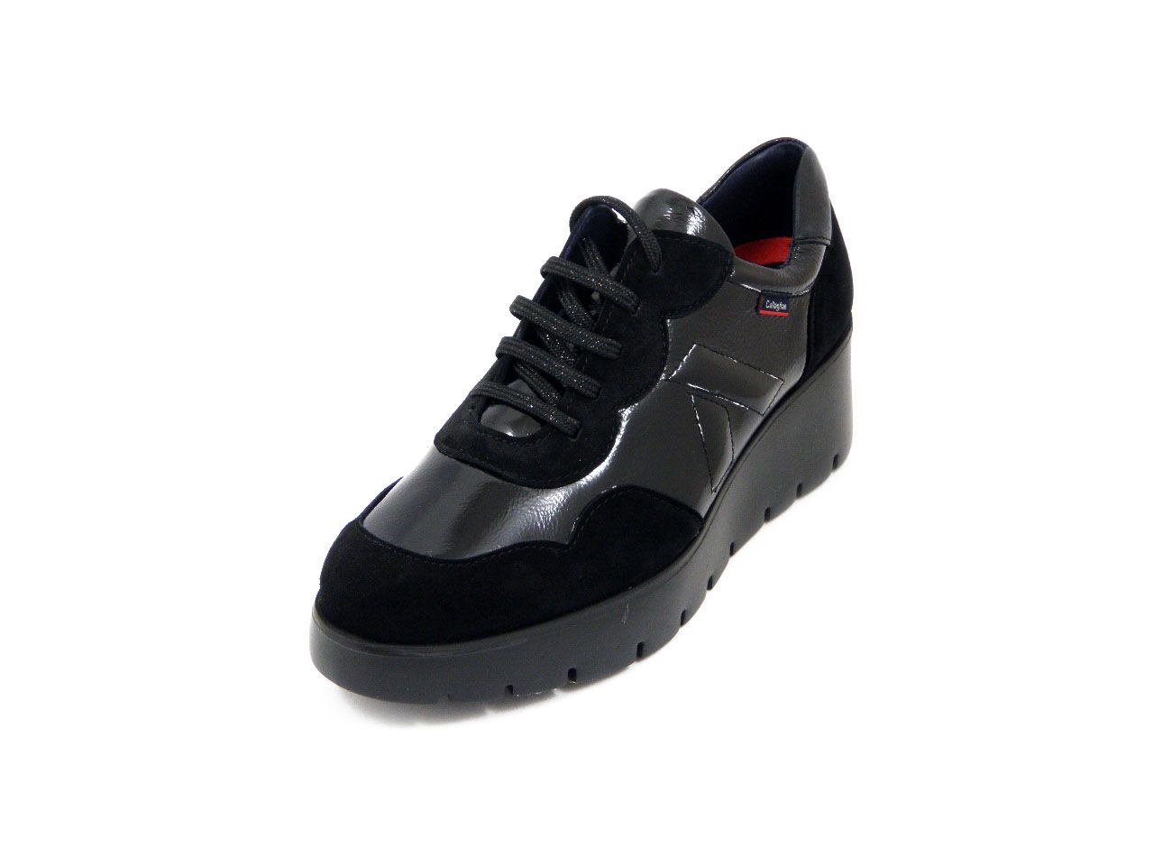 Sneakers Donna in Camoscio e Pelle Lucida Nero, Pianta Comoda, Plantare Estraibile, CALLAGHAN - 32128
