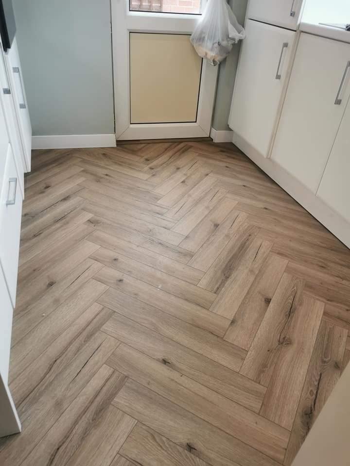 Ranch Oak Herringbone