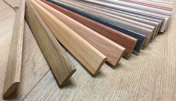 Plakplinten passende kleuren Per Lengte 240 cm