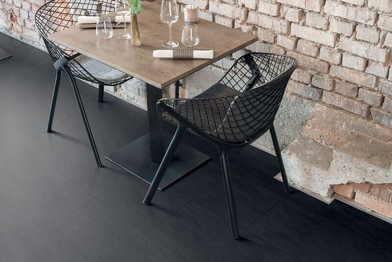 ​Laminaat AQUA+ Tegel Stone Dark  127  8mm XL