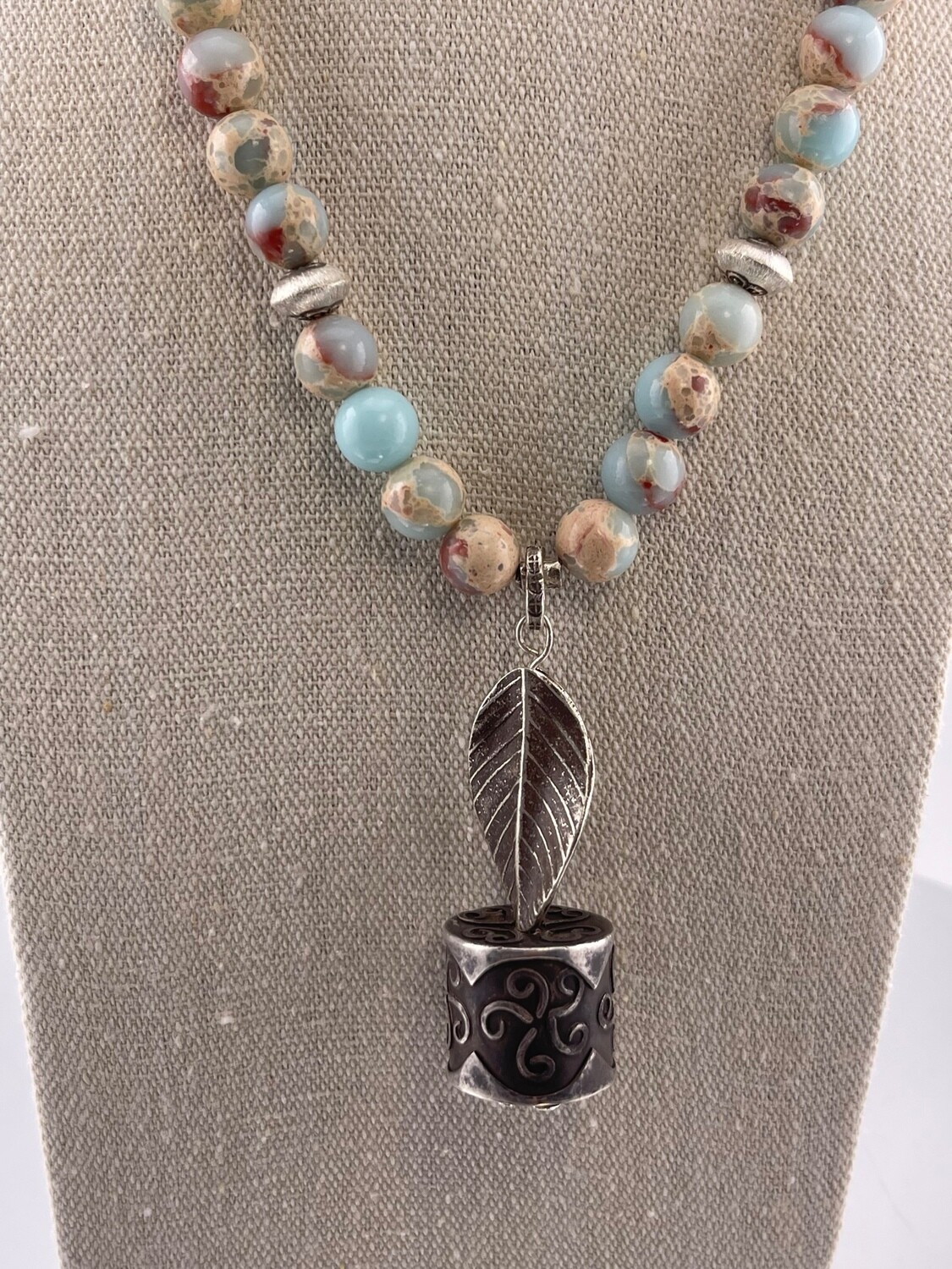 Beautiful High Quality Gemstone with Sterling Silver Pendant and Chain