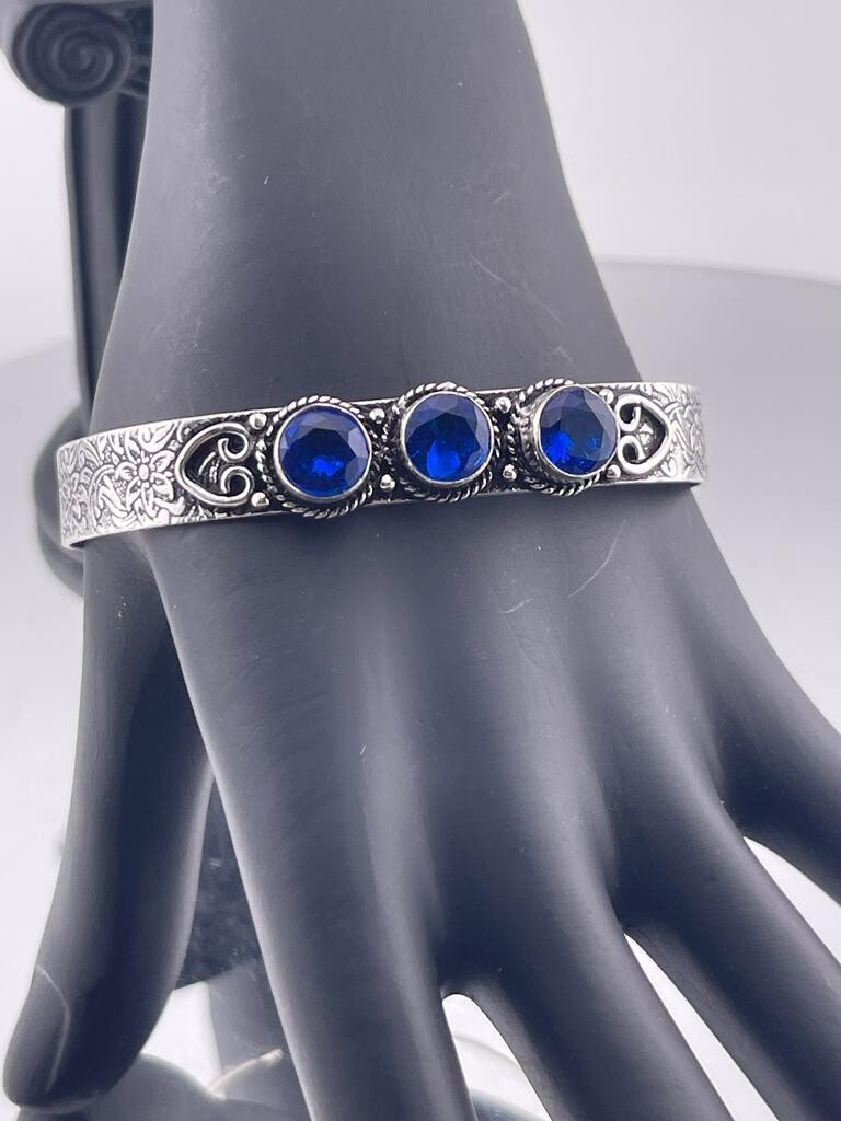 Blue Tanzanite Gemstone set in Sterling Silver