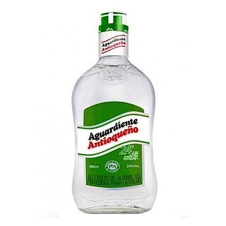 Aguardiente antioqueño verde bot