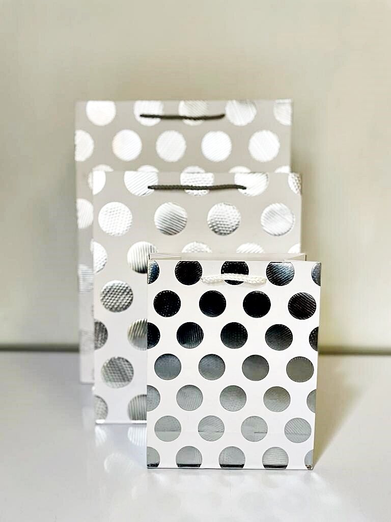 Silver Circles White Large Gift Bag PK3 (R20 Each)