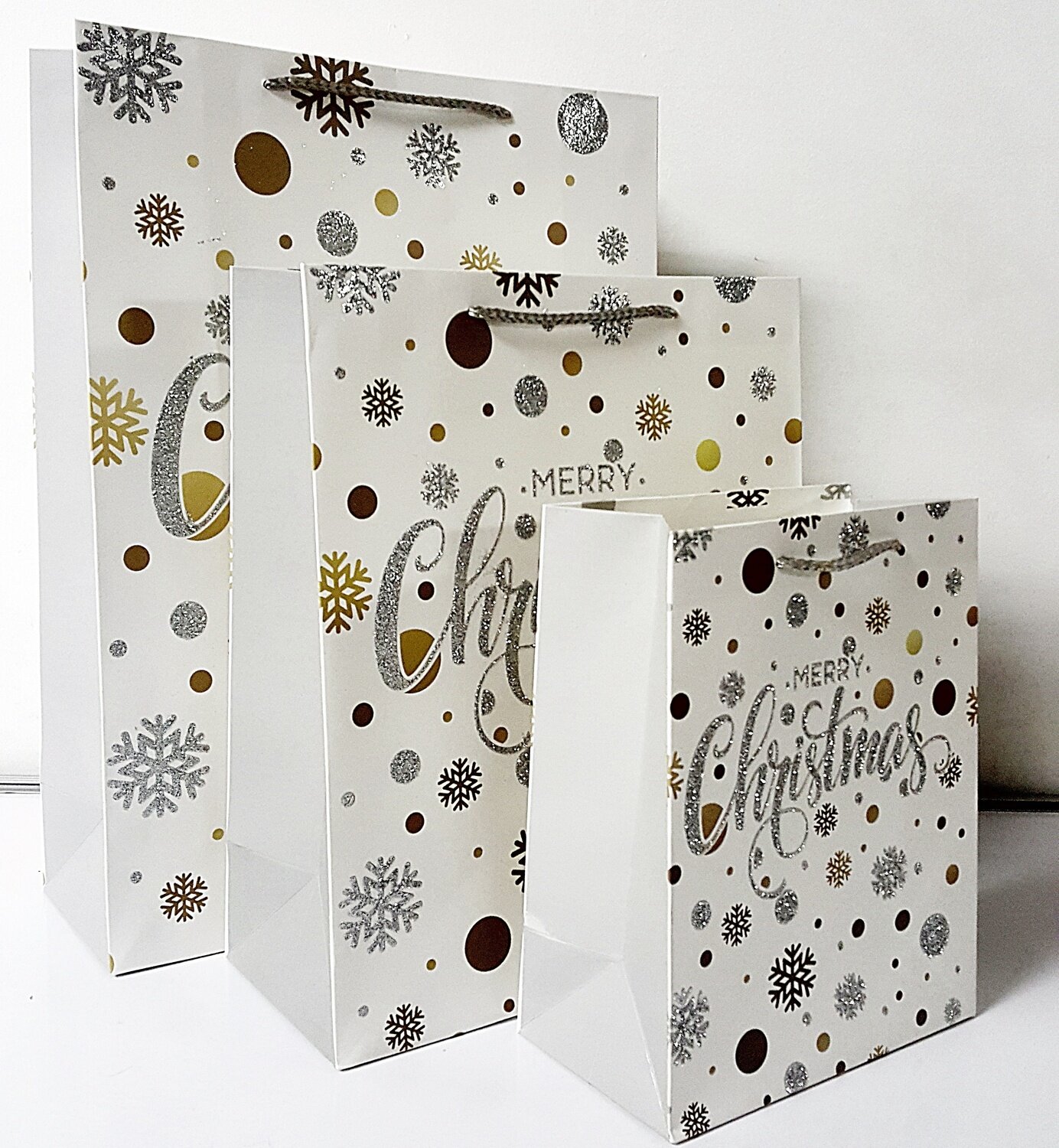 Merry Christmas Silver Medium Gift Bag PK3 (R12.50 Each)