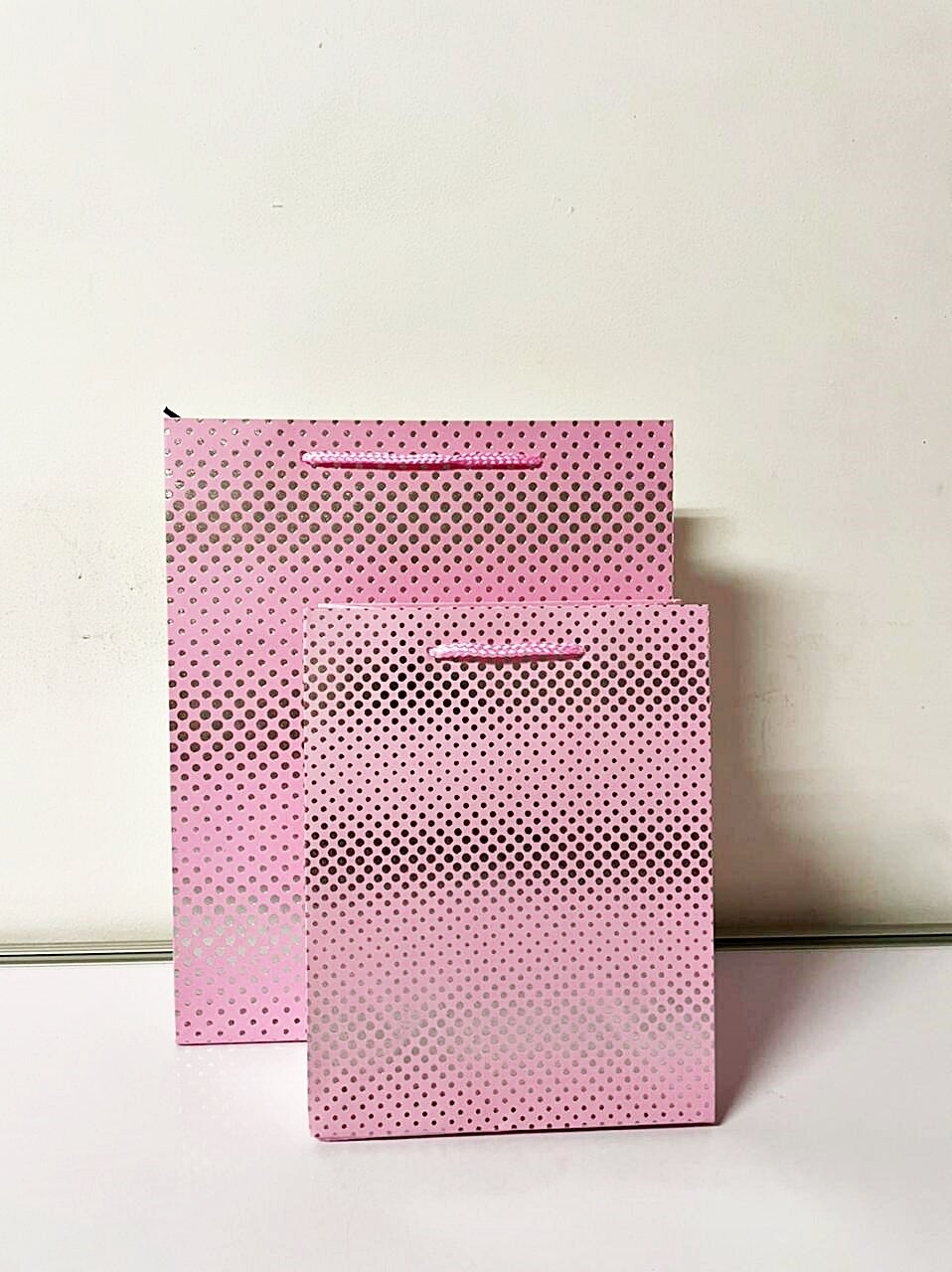Pink Small Polka Dots Medium Gift Bag PK3 (R15.50 Each)