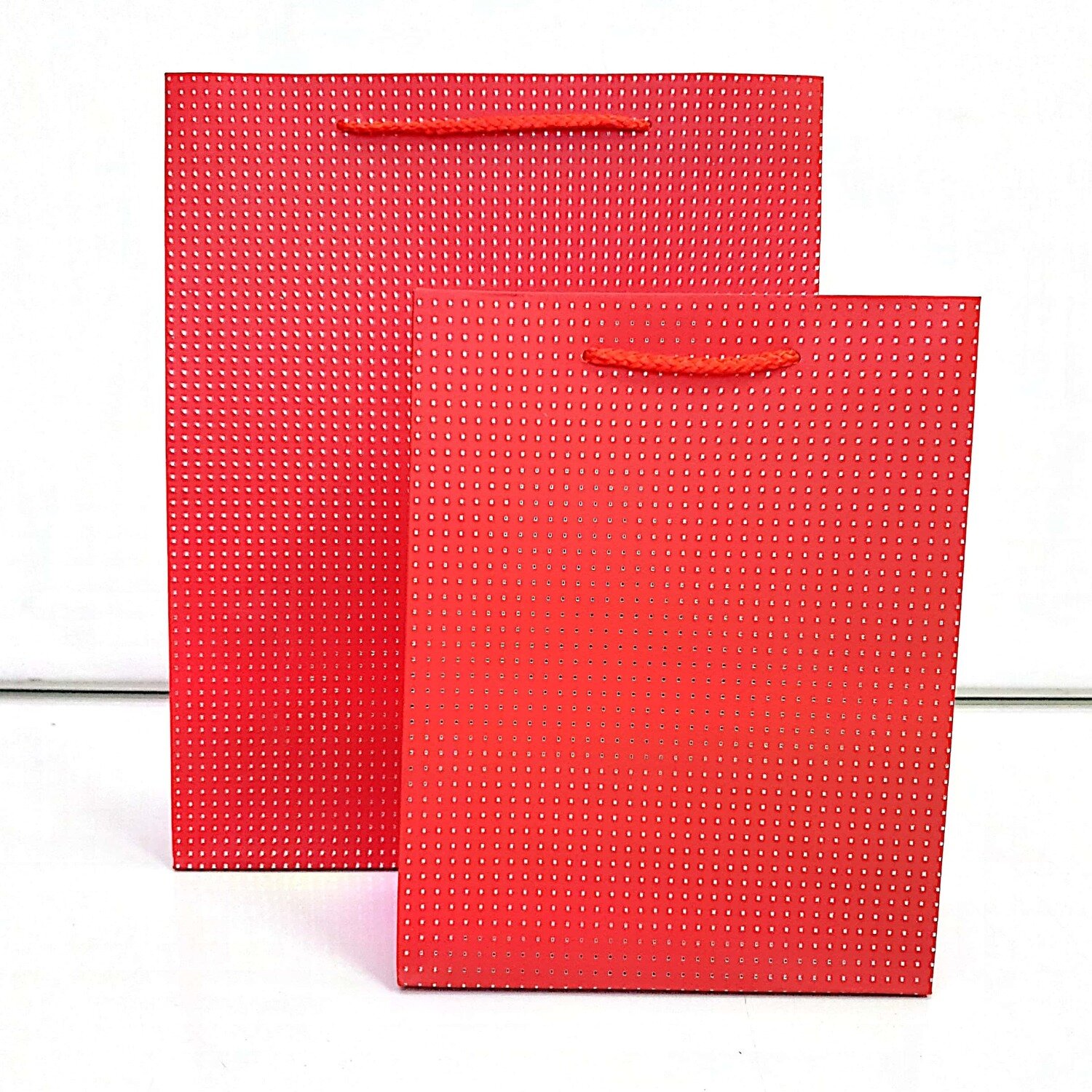 Red with Small Dots Medium Gift Bag PK3 (R15.50 Each)