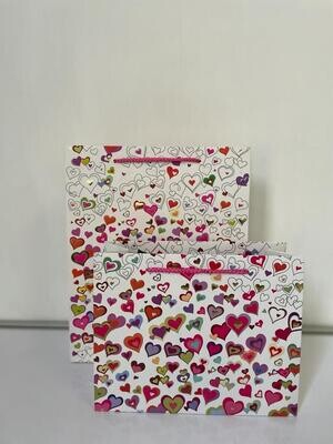 Hearts White Medium Gift Bag PK3 (R15.50 Each)