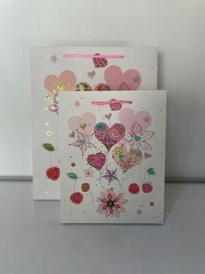 Hearts and Flowers White Small Gift Bag PK3 (R10.50 Each)