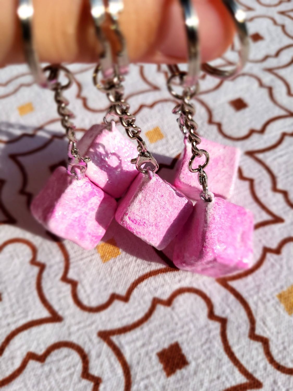 Porte-clés LOKUM ROSE - miniature fait main