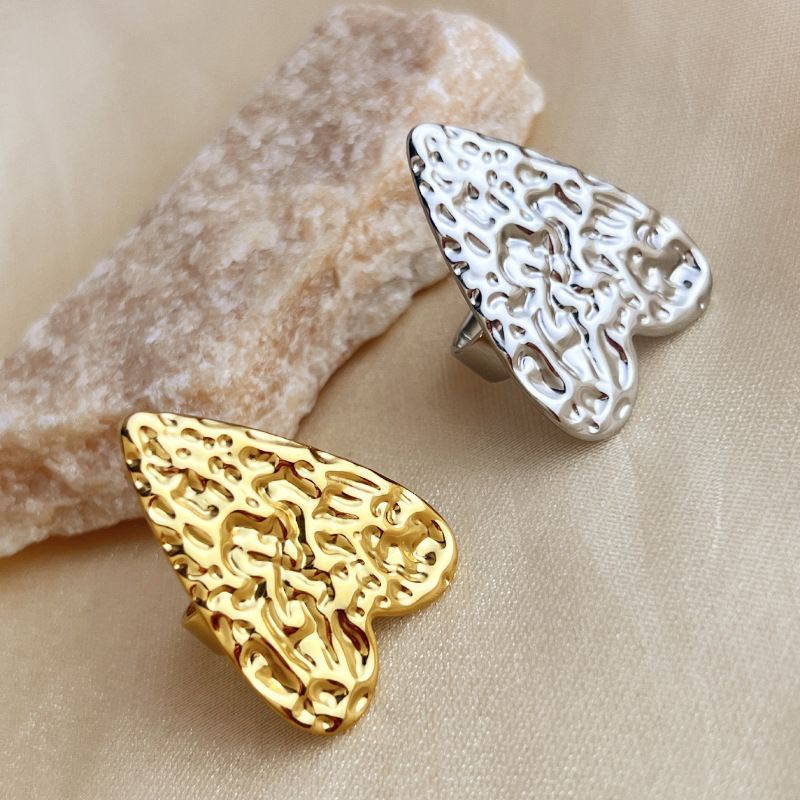 Stainless steel Love Earrings