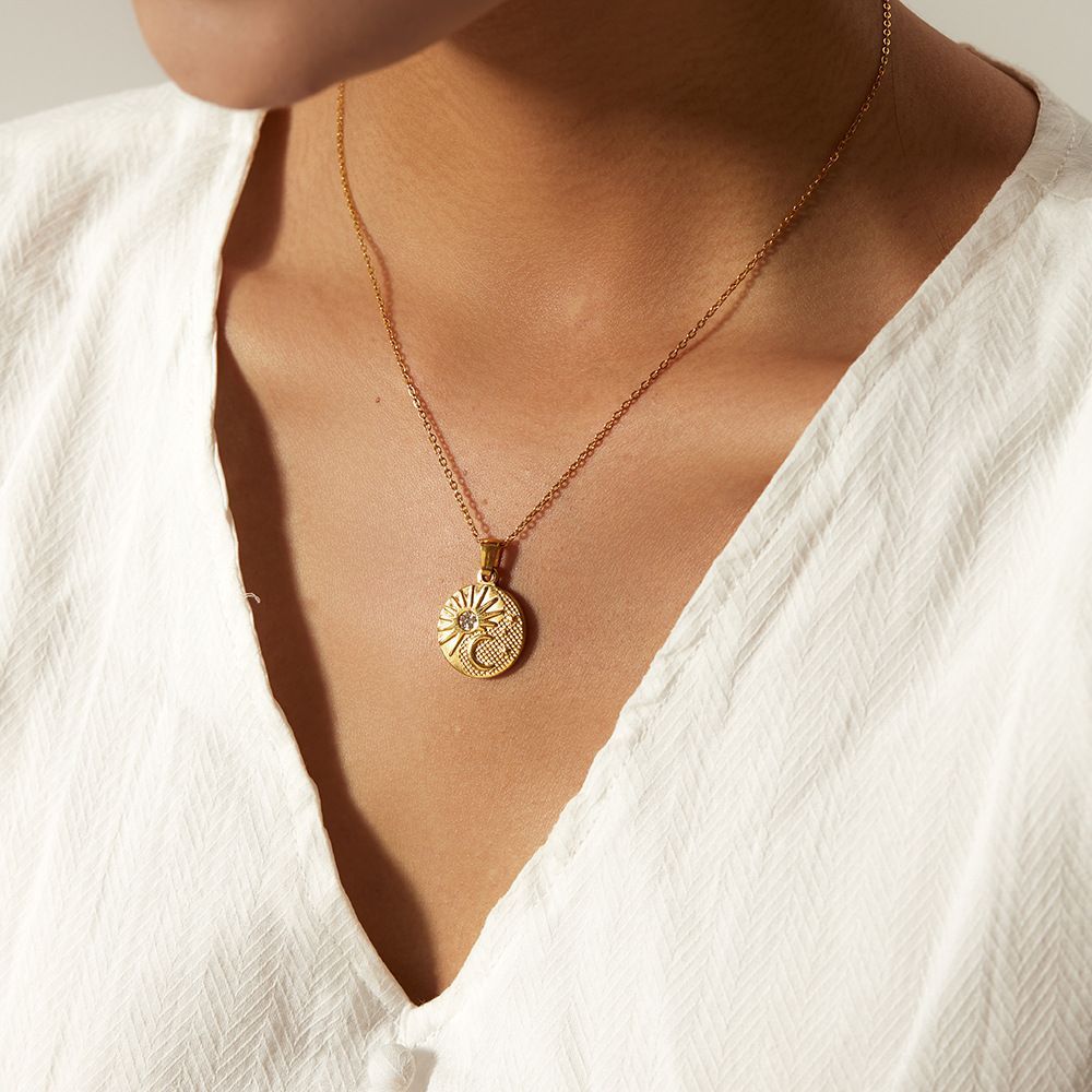 Classic Q Sample  Stainless Steel Necklace