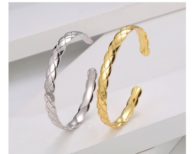 Classic Q  Sample Design  Steel Bracelet