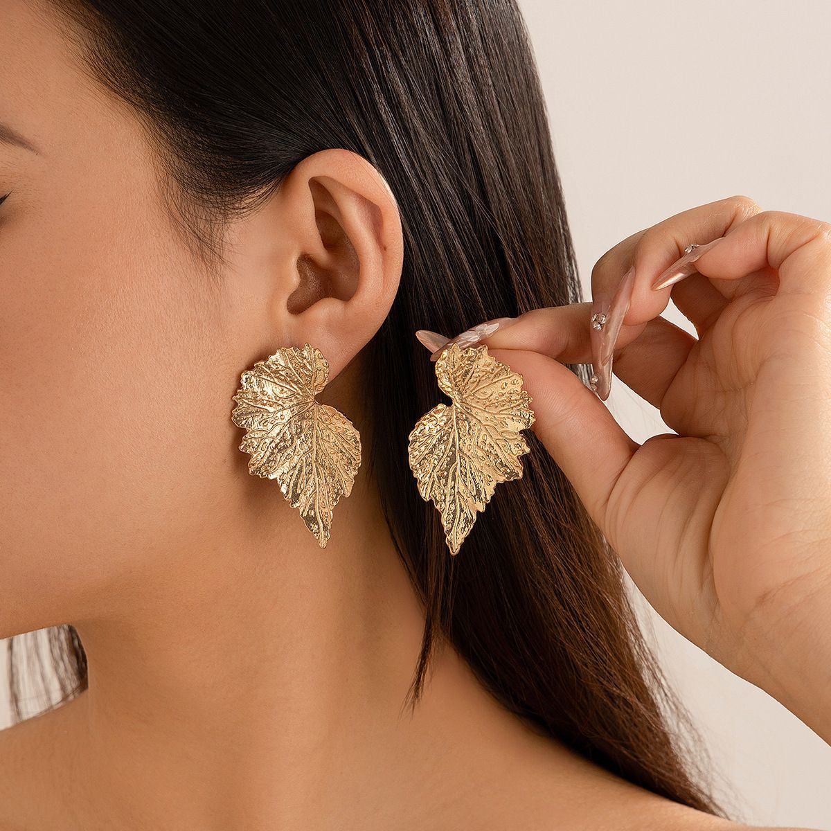 Beauty Steel Earrings Simple Leaf Style
