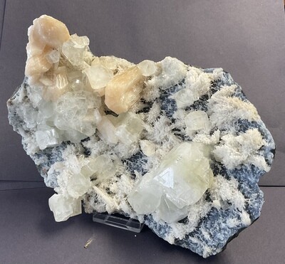 Apophyllite Stilbite on Blue Chalcedony