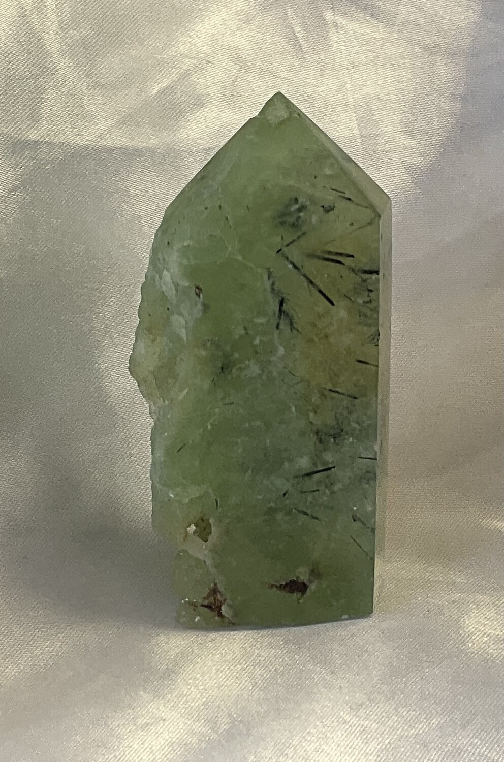 Epidote in Prehnite N 3
