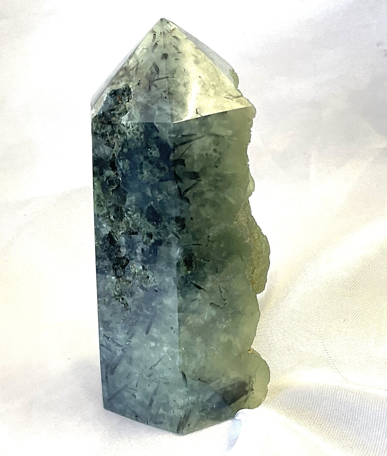 Epidote in Prehnite N 9