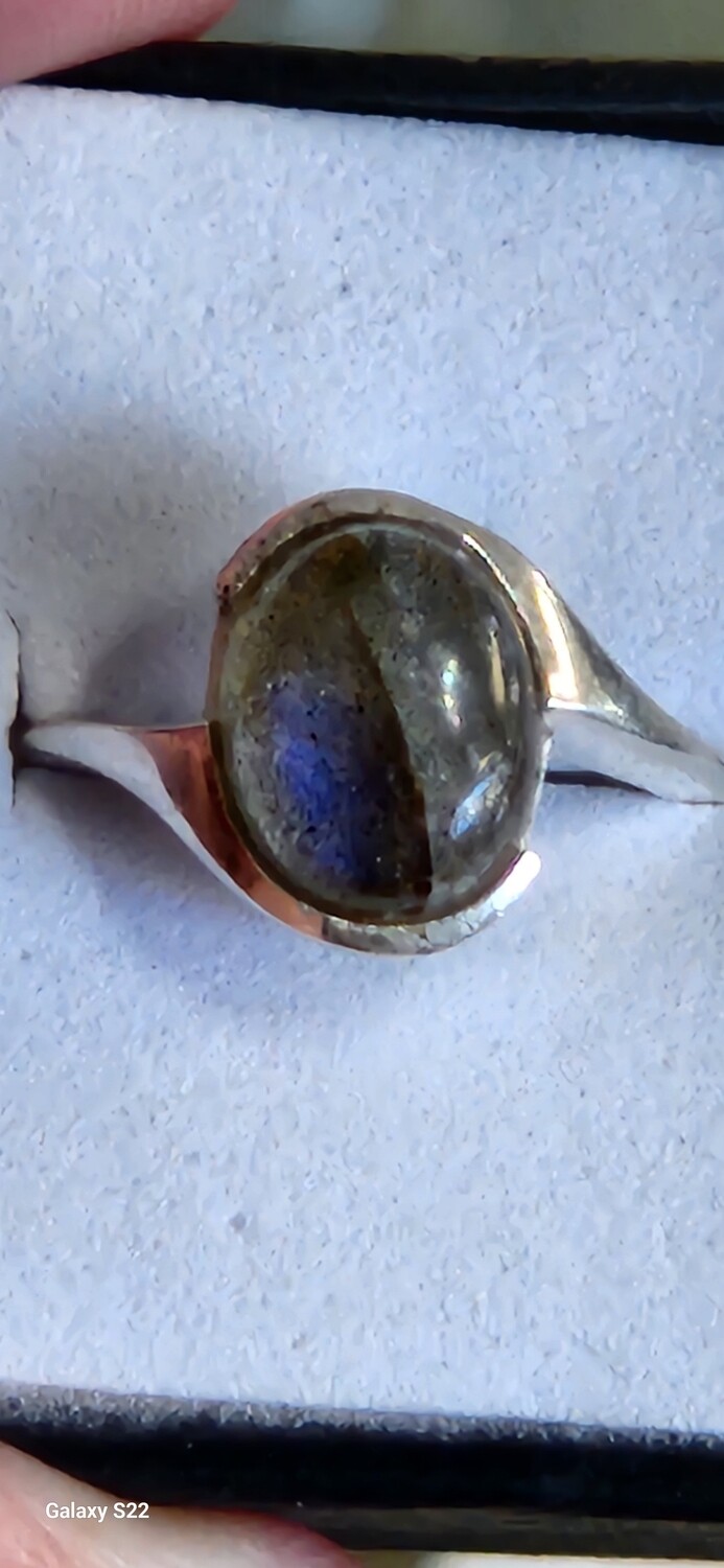 LABRADORITE STERLING SILVER RING CAB TWIST  6