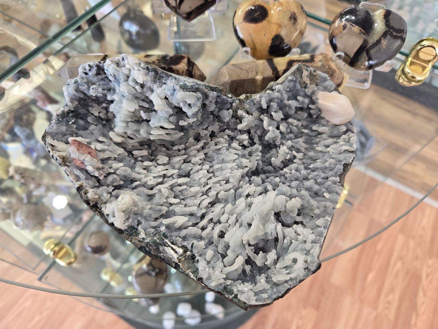 Apophyllite-Stilbite / Calcite / Chalcedony