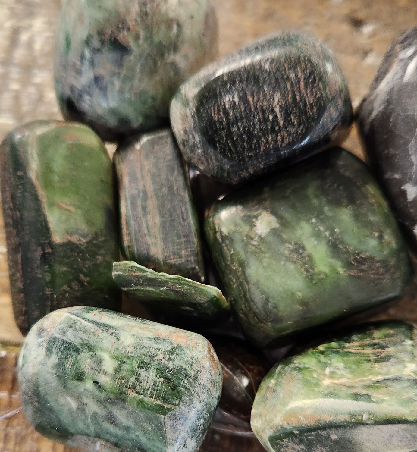 Jade Dark Tumbles