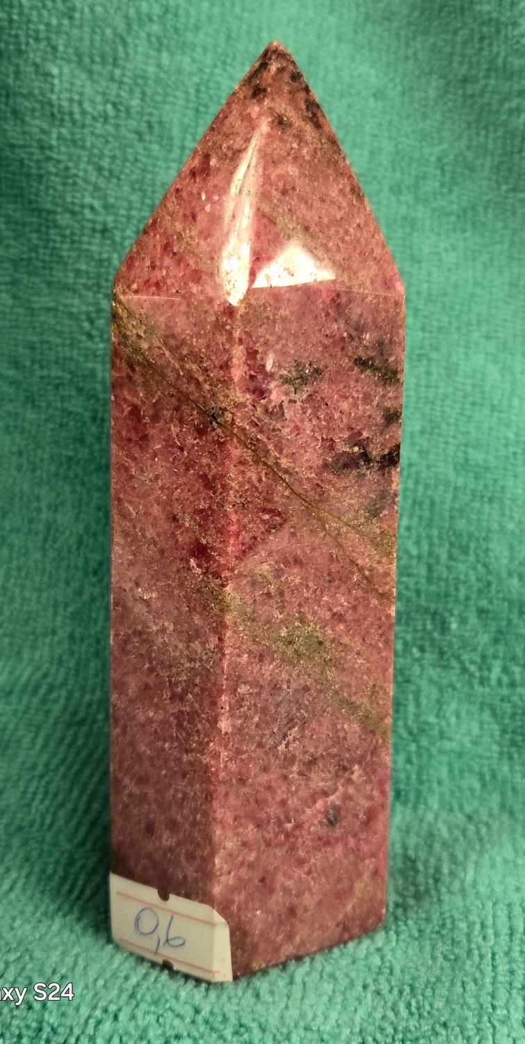 Rhodonite TII