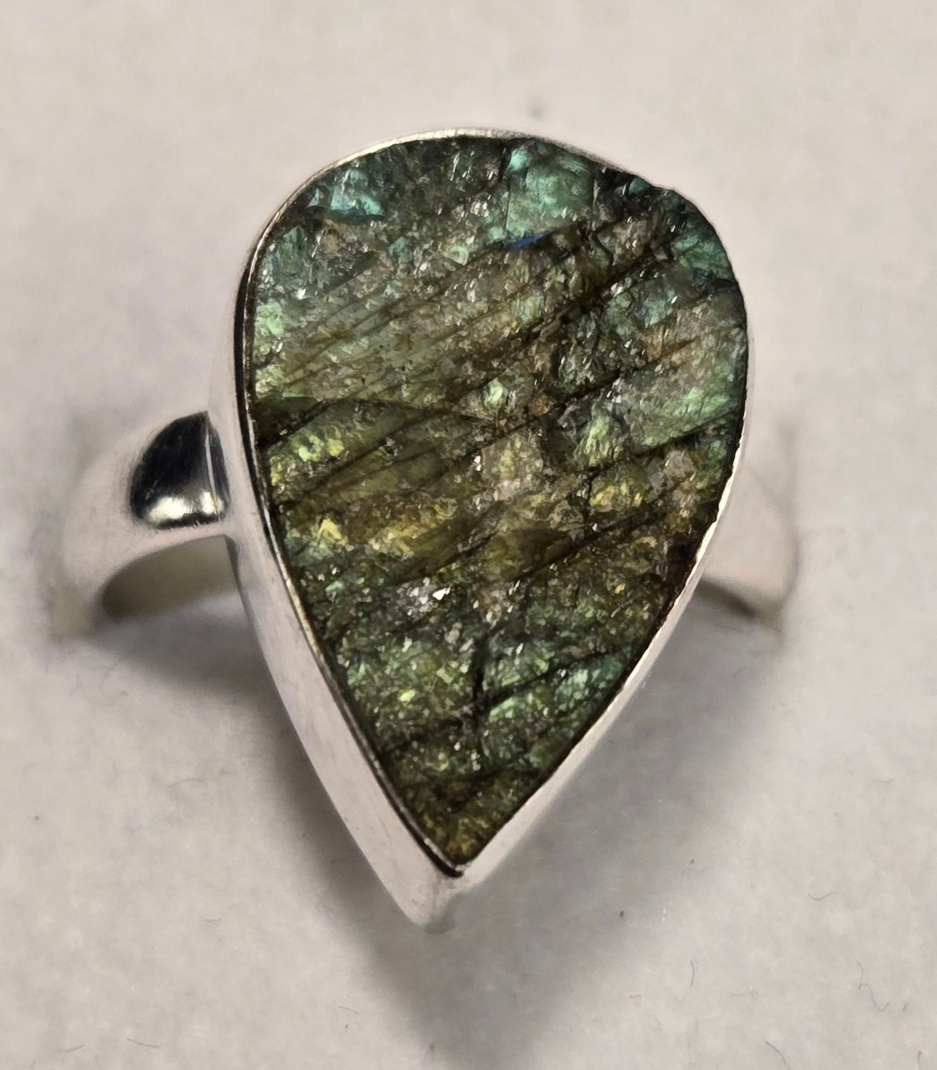 LABRADORITE R 6
