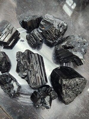 Black Tourmaline R