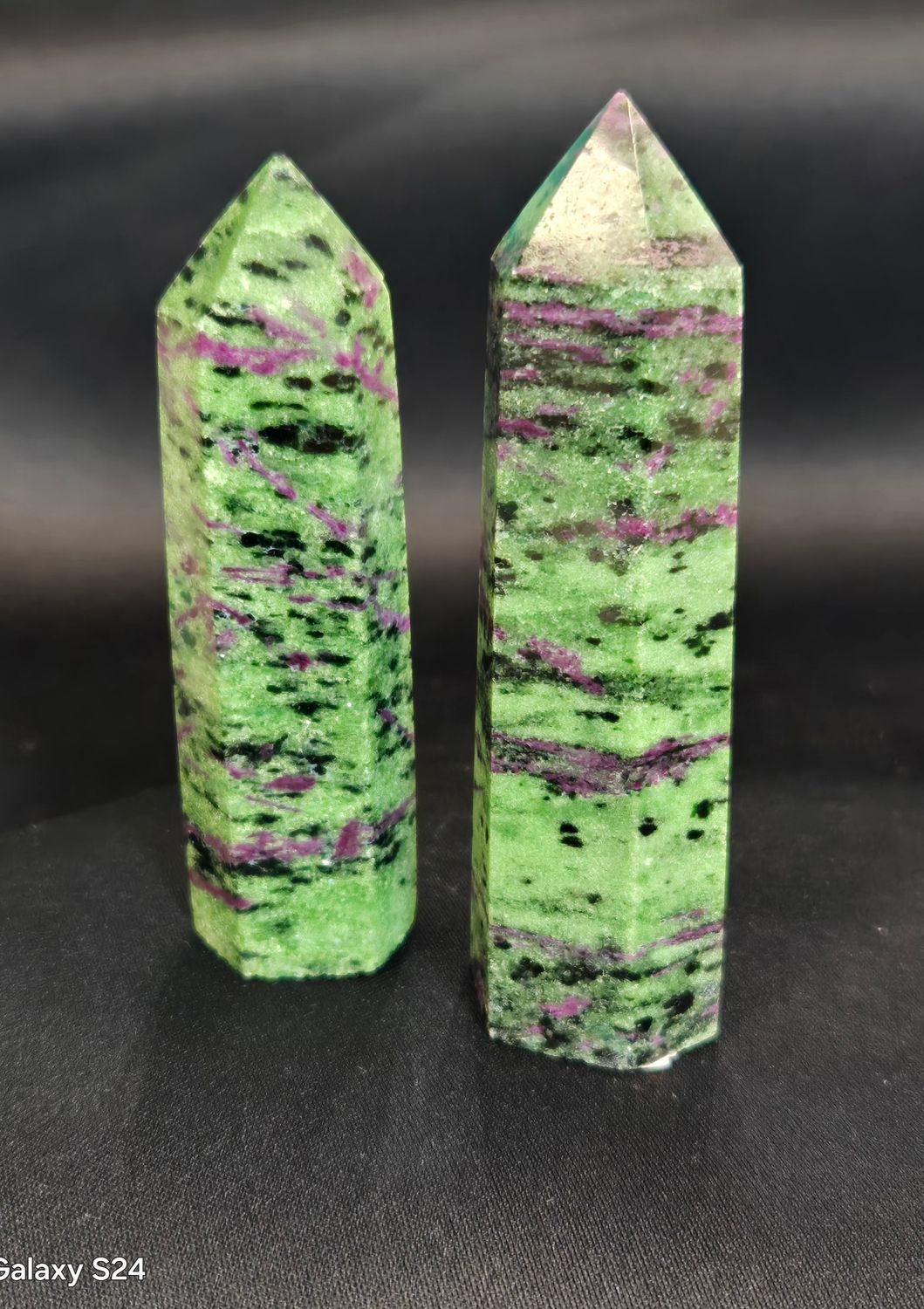 Ruby zoisite 3.5&quot;
