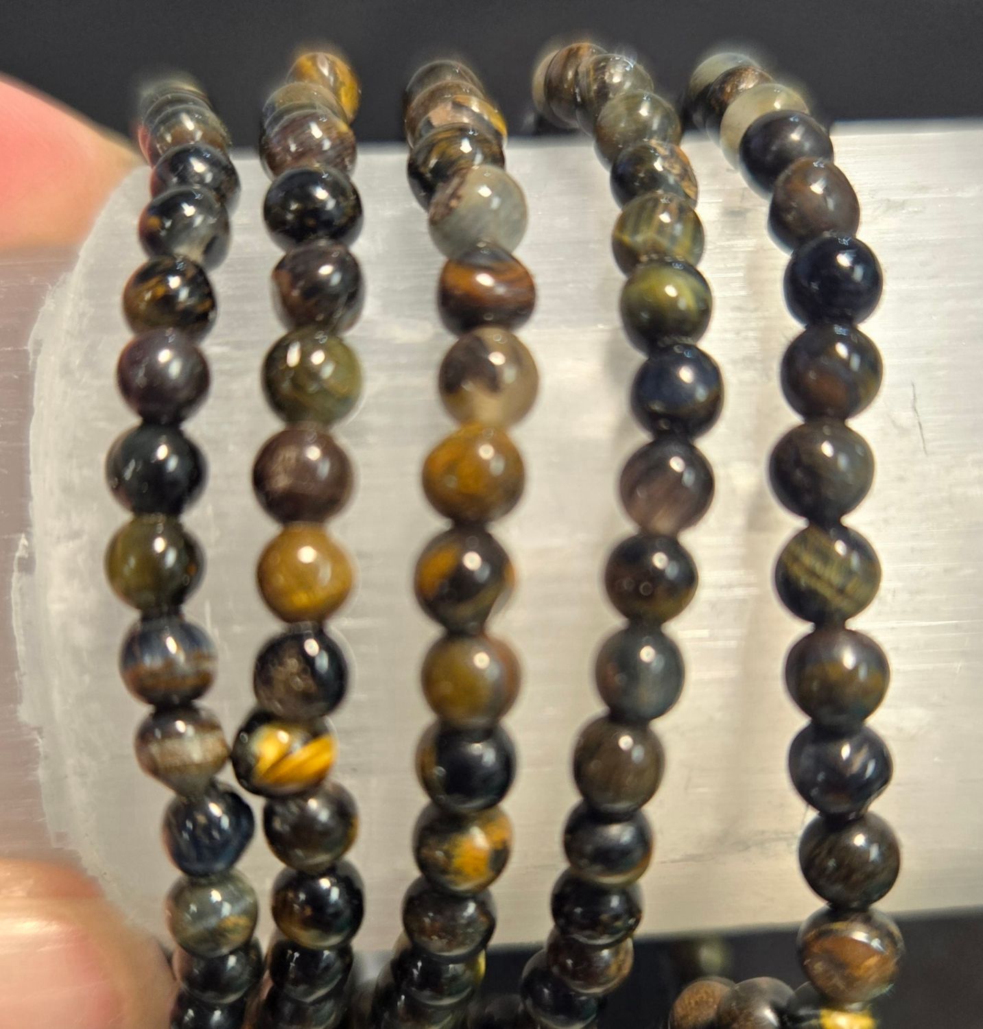Blue Tiger Eye 4mm
