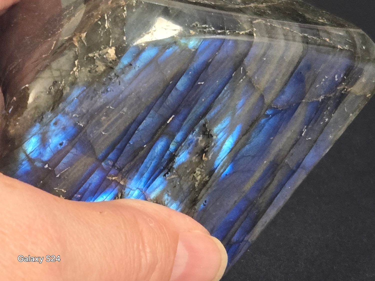 Labradorite Freefrom