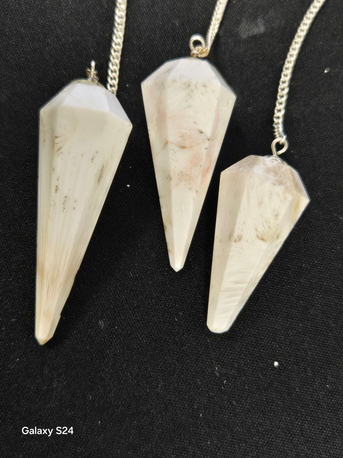 Gemstone Pendulums - Scolecite