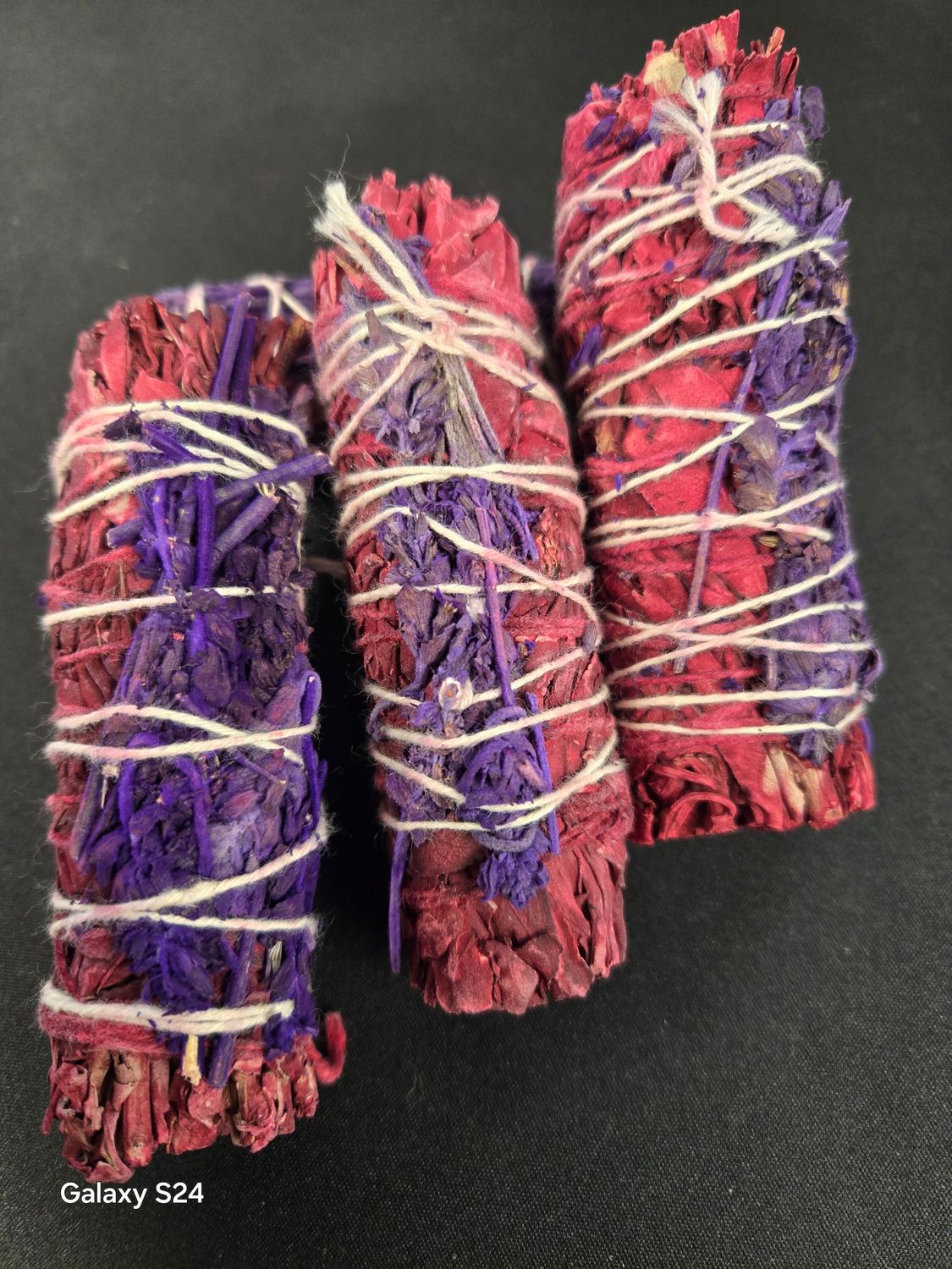 Dragon&#39;s Blood Sage w/ Lavender Smudge Stick (4 in.)