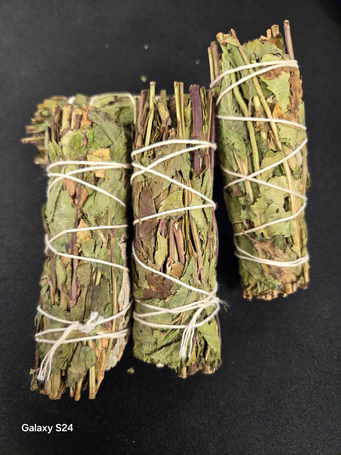 White Sage &amp; Peppermint Smudge Stick (4 in.)