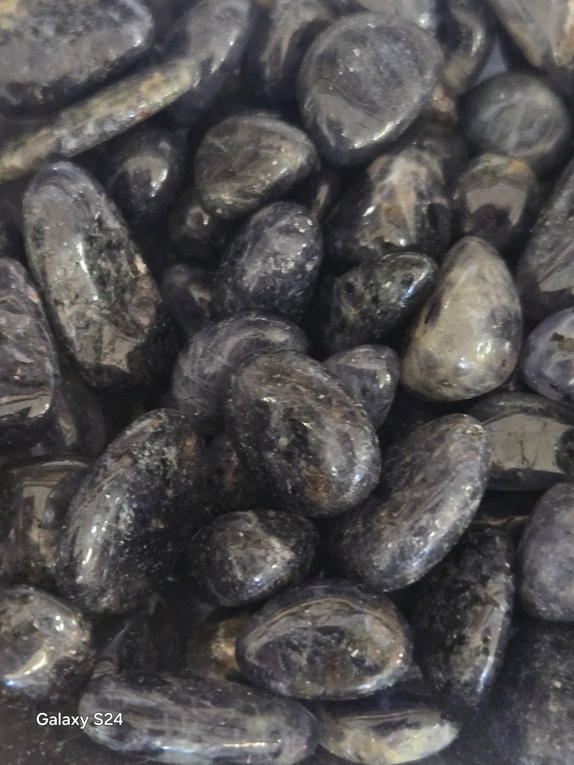 Iolite Tumbles